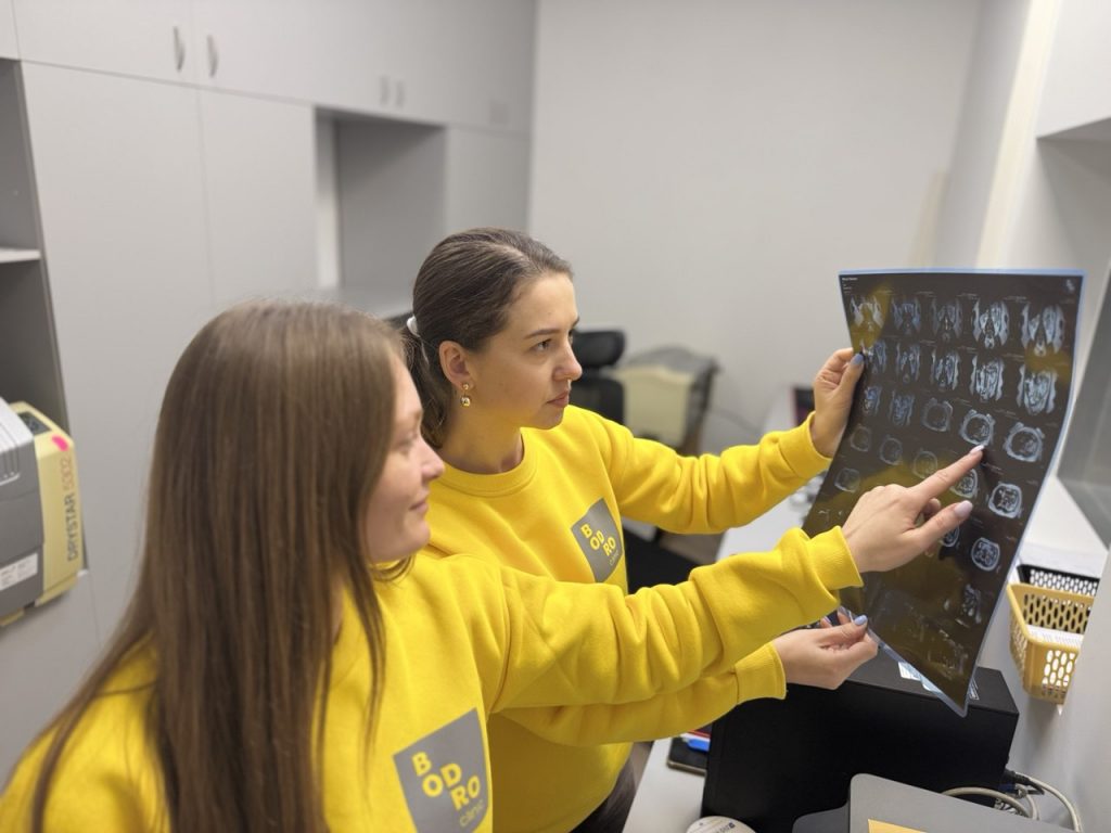 МРТ м'яких тканин шиї 1